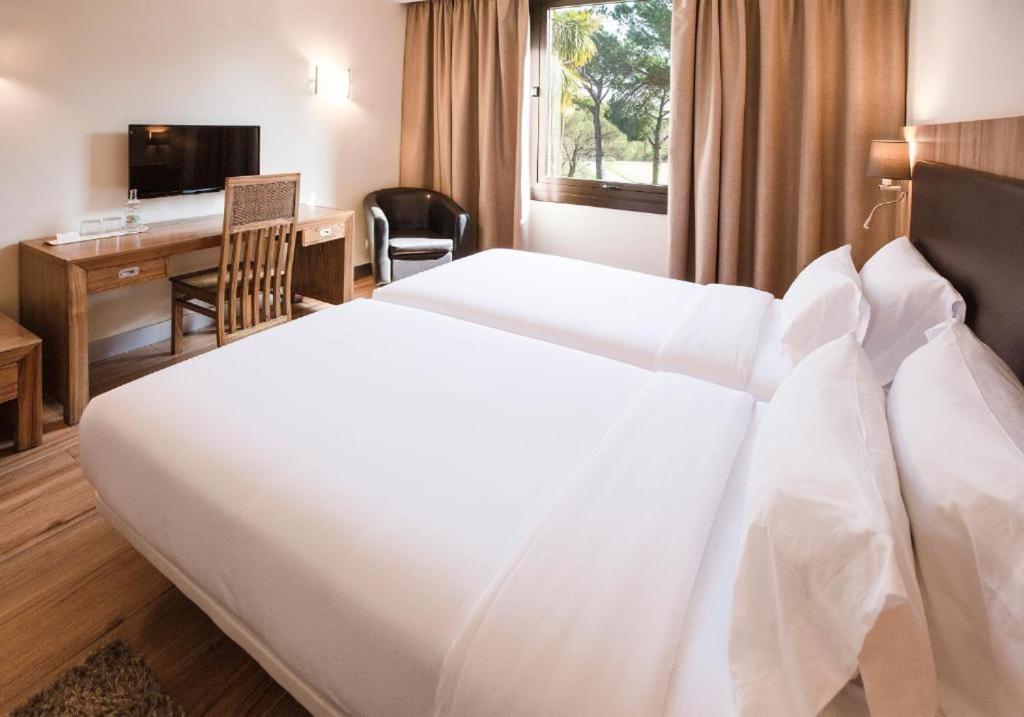 Hotel Eden Park By Brava Hoteles 리우데요트스데라셀바 외부 사진